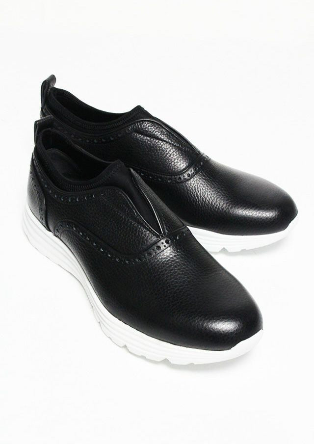 ウノピゥウノウグァーレトレ / CLASSIC NEO SLIP ON/MRG567-COW138