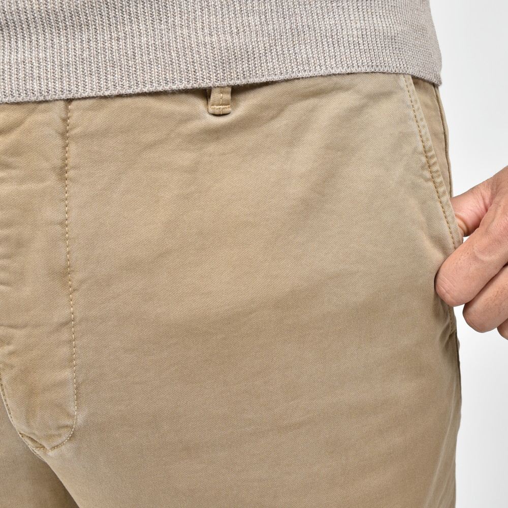 INCOTEX SLACKS（インコテックス スラックス） SLIM FIT ガーメントダイコットンストレッチサテンシャーリングテーパードパンツ 13S166-4697A/21553