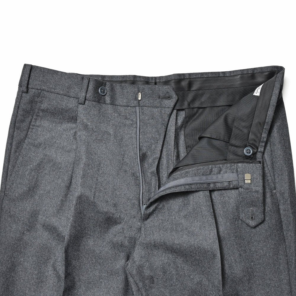 Belvest（ベルベスト） SUPER120'sウールサキソニー3B1プリーツスーツ A305S-467/GJ