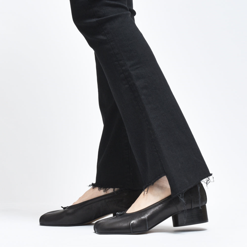 MOTHER(マザー) 1157-180 THE INSIDER CROP STEP FRAY クロップドデニムパンツ 正規品