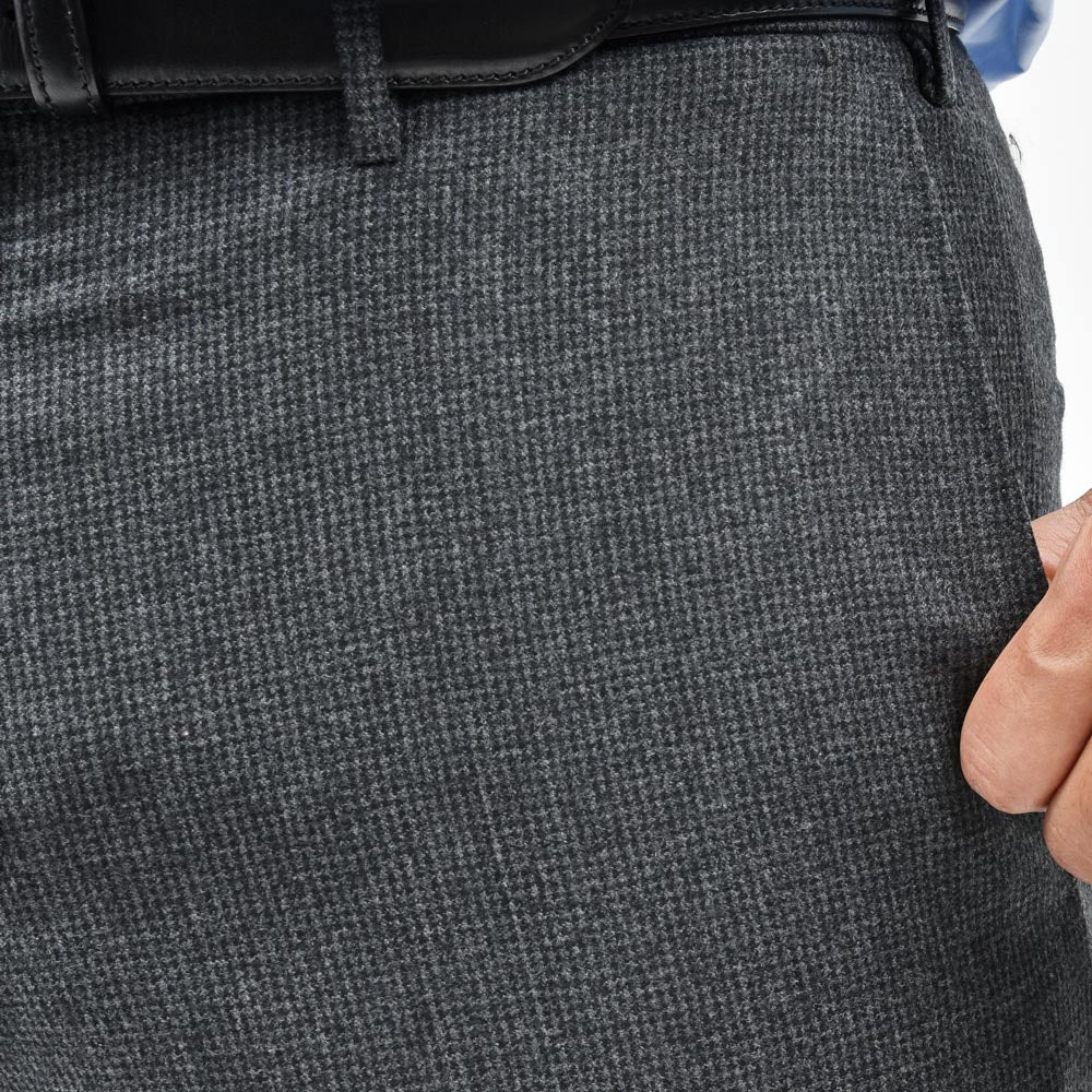 INCOTEX（インコテックス） SLIM FIT SUPER110'sウールハウンドトゥーステーパードパンツ 1T0035-16910/21572