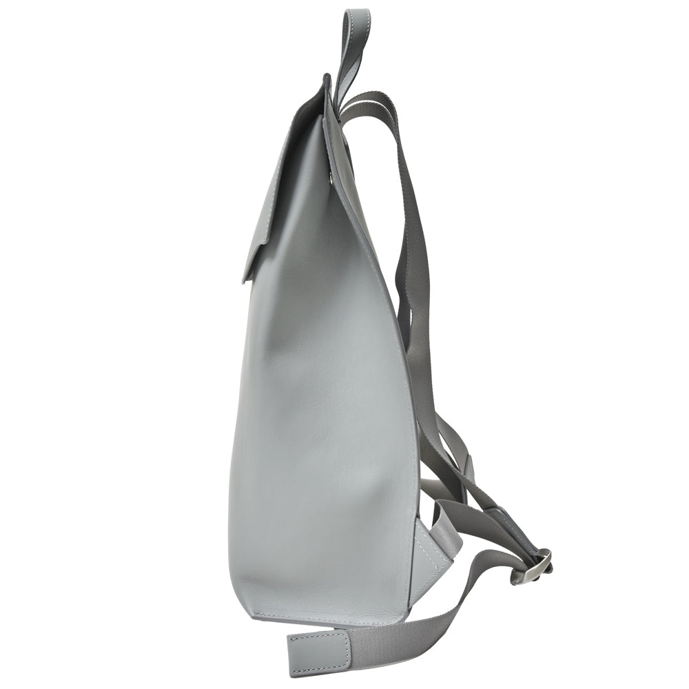 FARO（ファーロ） スムースレザーバックパック Calma Pack Medium/F2311B201