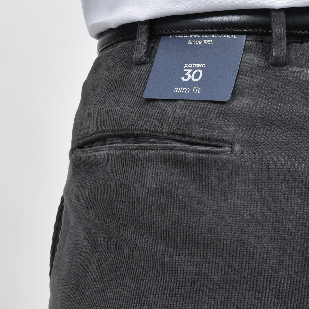 INCOTEX（インコテックス） SLIM FIT HIGH COMFORT ガーメントダイストレッチコットンコーデュロイテーパードパンツ 1W0030-40927/21607 13042202