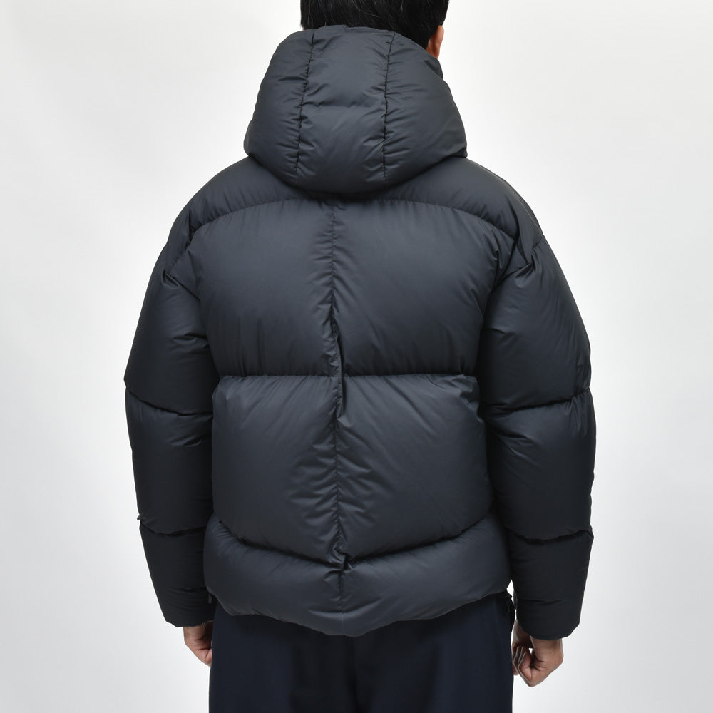 Bacon（ベーコン） M OAK ポリエステルフーデッドダウンジャケット BACPIGIA469