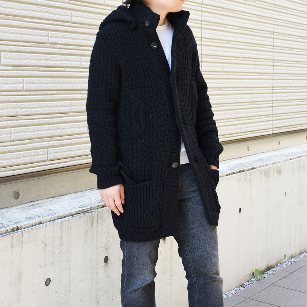タリアトーレ / デタッチャブルフード ベルテッド ニットコート/FERNIE PWI24-02/ブラック