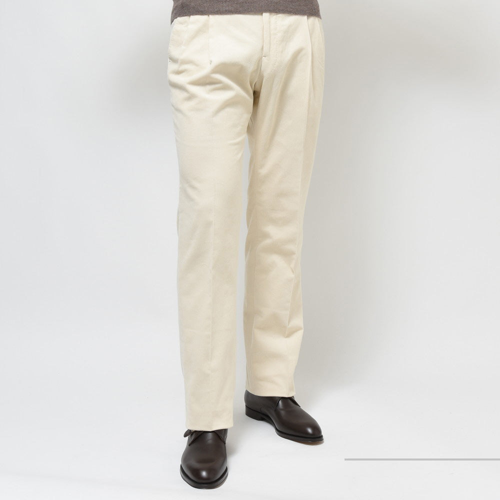 IGARASHI TROUSERS（五十嵐トラウザーズ） コットンコーデュロイ2プリーツサイドアジャスターテーパードパンツ IGT/2OUTP/SB14148