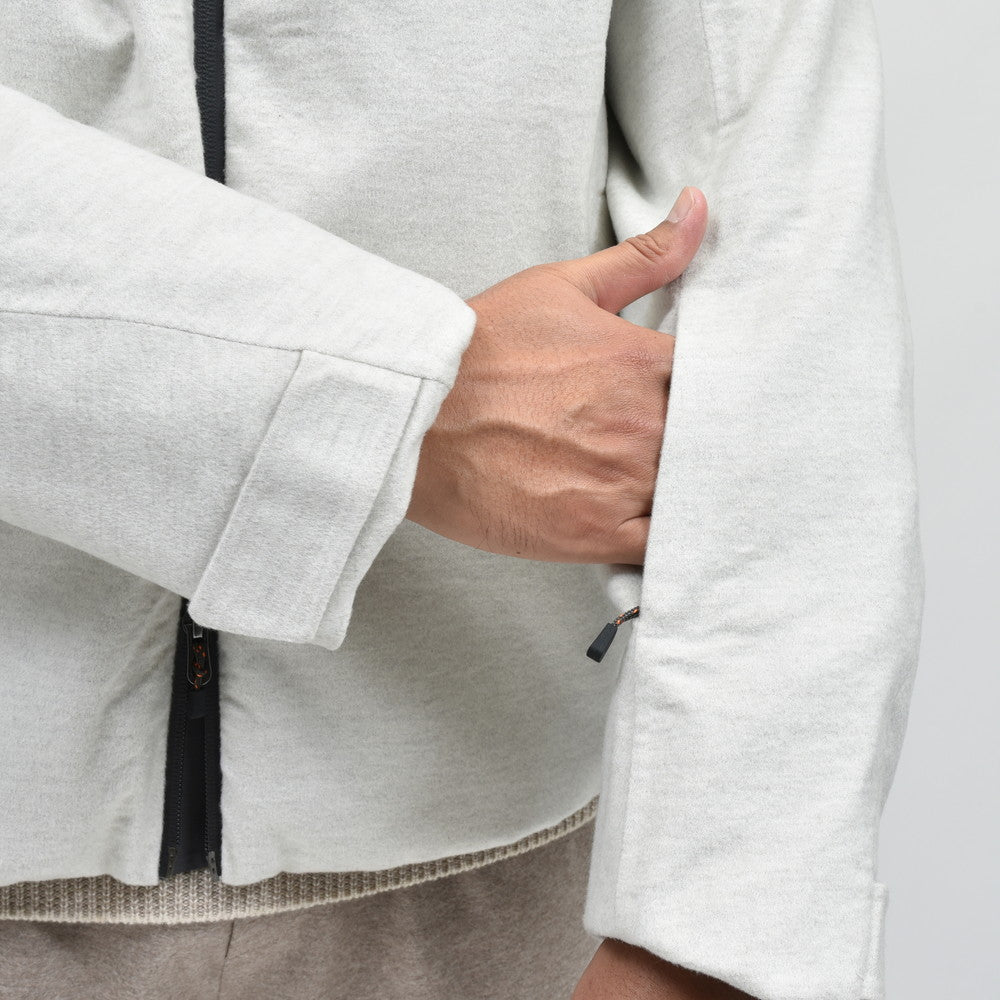 SEASE（シーズ） BALMA JACKET ウォーターレペレントカシミアサキソニーパデッドフーディーブルゾン SE242UAC0S031TN194