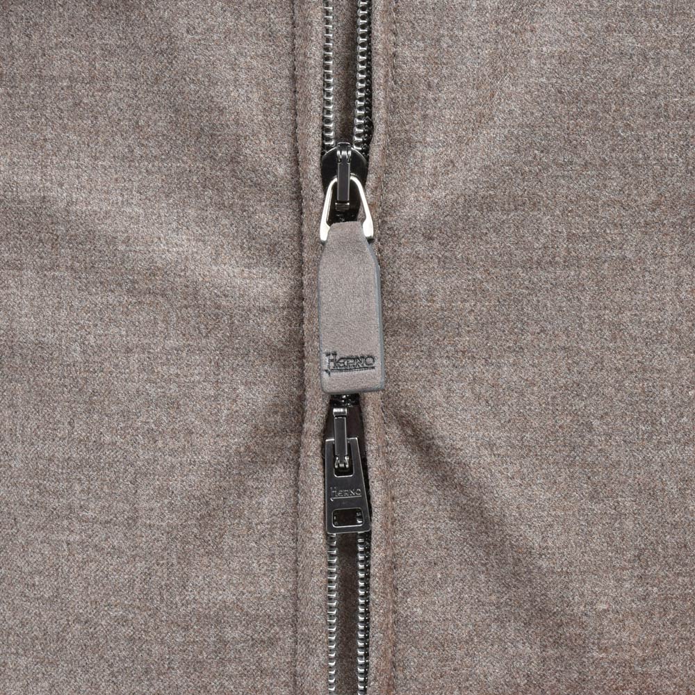 HERNO（ヘルノ） Loro Piana RAIN SYSTEM ウールシルクサキソニーフーディーブルゾン GI000454U-33441