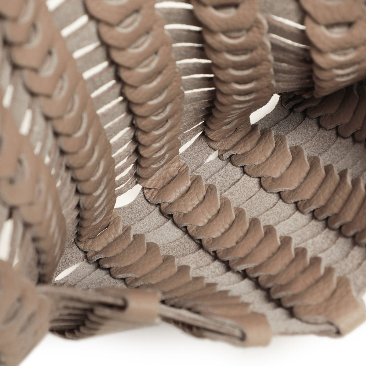 イルミーチョ / 【菅原靴店 先行販売モデル】ブルレザー フラップ クラッチバッグ / BOHO B-73 / TORTORA グレージュ