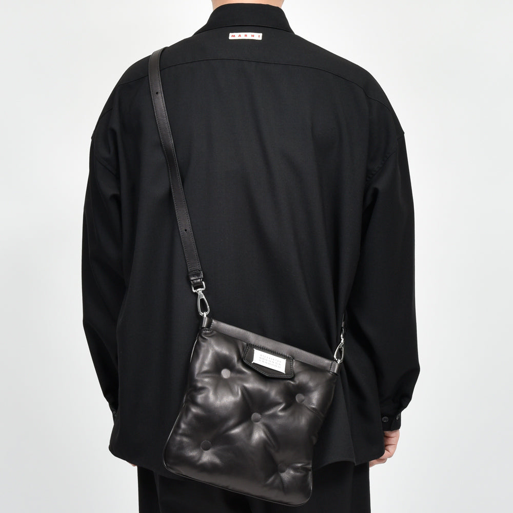 Maison Margiela（メゾン マルジェラ) GLAM SLAM グラムスラム フラップポケットバッグ SB1WG0005P4300