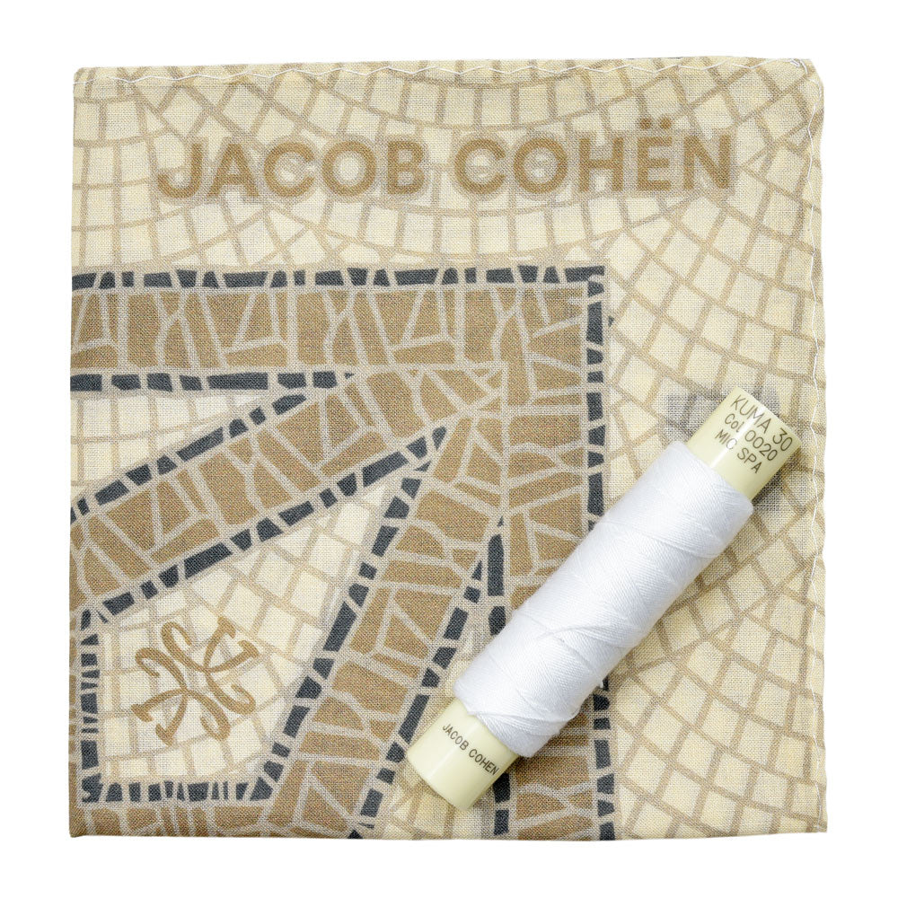 JACOB COHEN（ヤコブコーエン） BARDバード ウォッシュドコットンストレッチスリムテーパードホワイトデニム 226-42886 53056030052