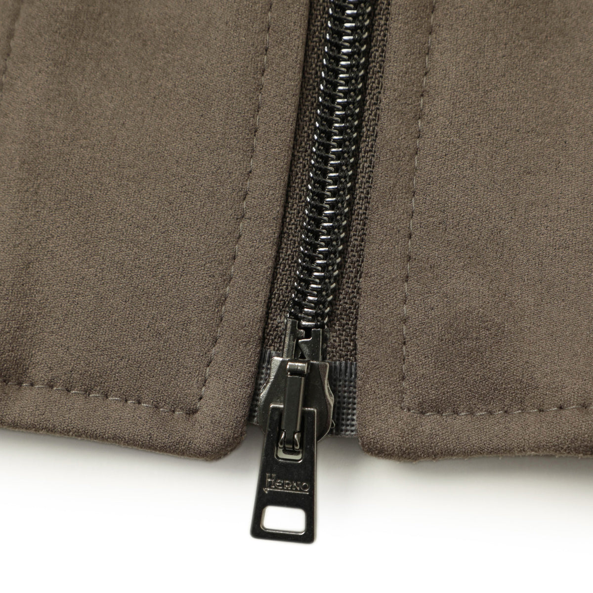 ヘルノ / エコスエード ストレッチ ダブルジップ MA-1型 ショート丈 ブルゾン / Resort / GI00073UR / グレージュ