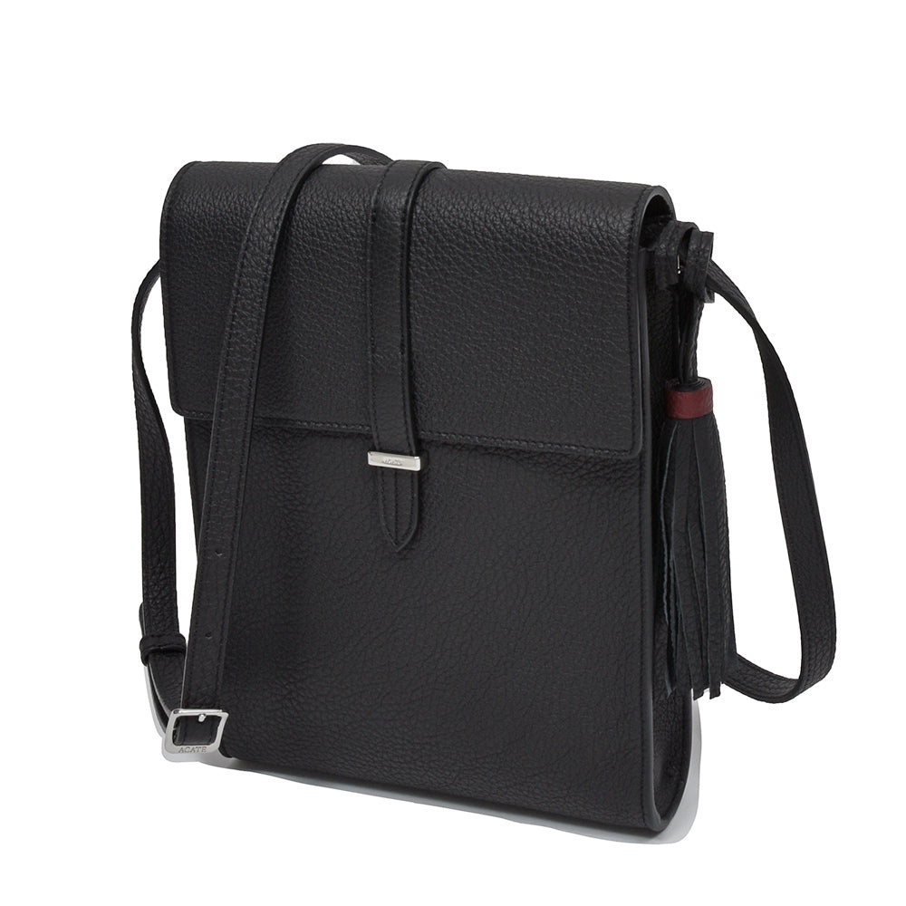 ACATE（アカーテ） CAMMINARE カーフ シュリンクレザー ショルダーバッグ