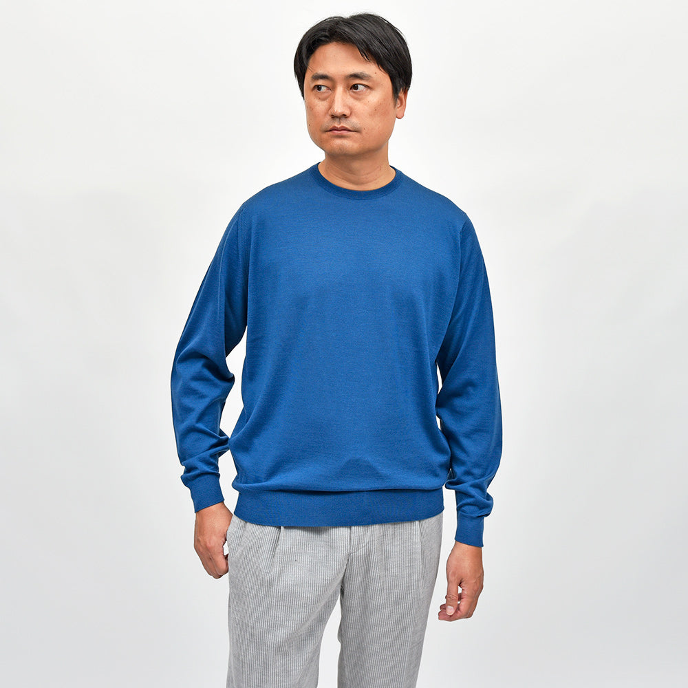 JOHN SMEDLEY（ジョンスメドレー） SCANLAN エクストラファインメリノウール 30ゲージ クルーネックニット MODERN FIT