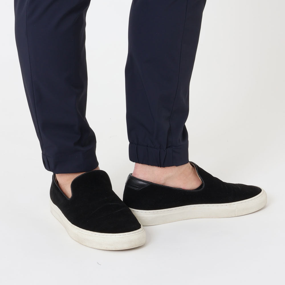 インコテックス / ストレッチ ナイロン ノープリーツ 裾シャーリングパンツ(ZIPポケット付き)/SLIM FIT/1TS001 9456A
