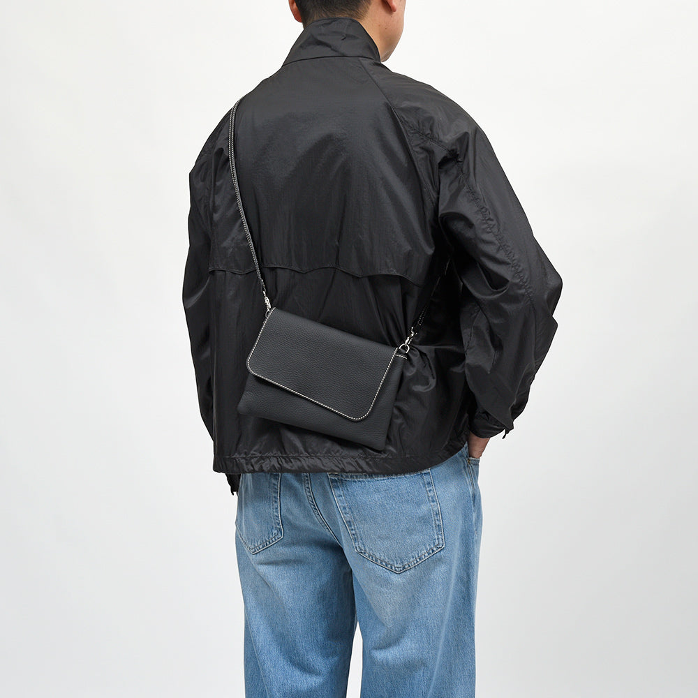 Charles et Charlus（シャルル エ シャルリュス） Colette S グレインレザー ショルダーバッグ