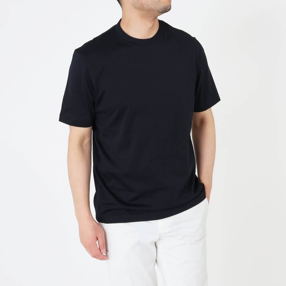 身長167cm・体重62kg/着用サイズ44