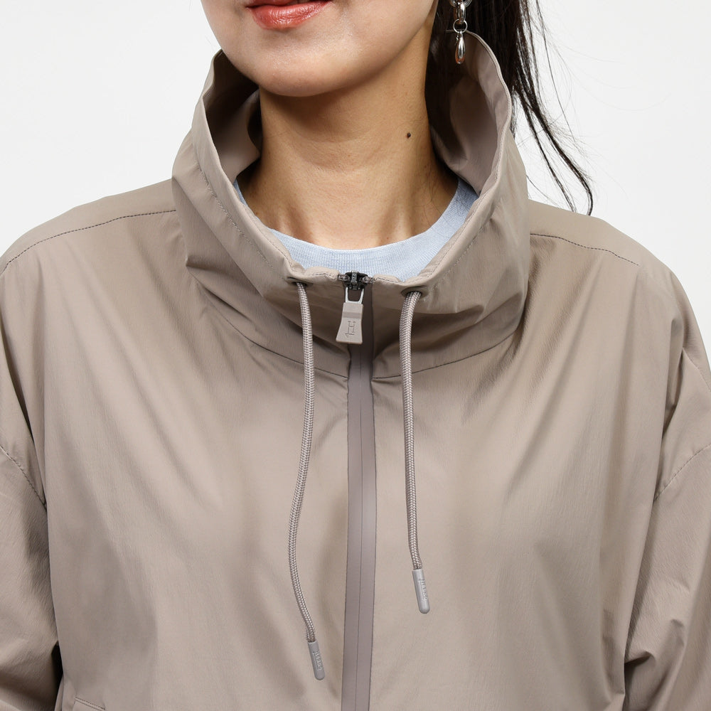 HERNO（ヘルノ）  GI000386D 12882S SPF50+ナイロンブルゾン