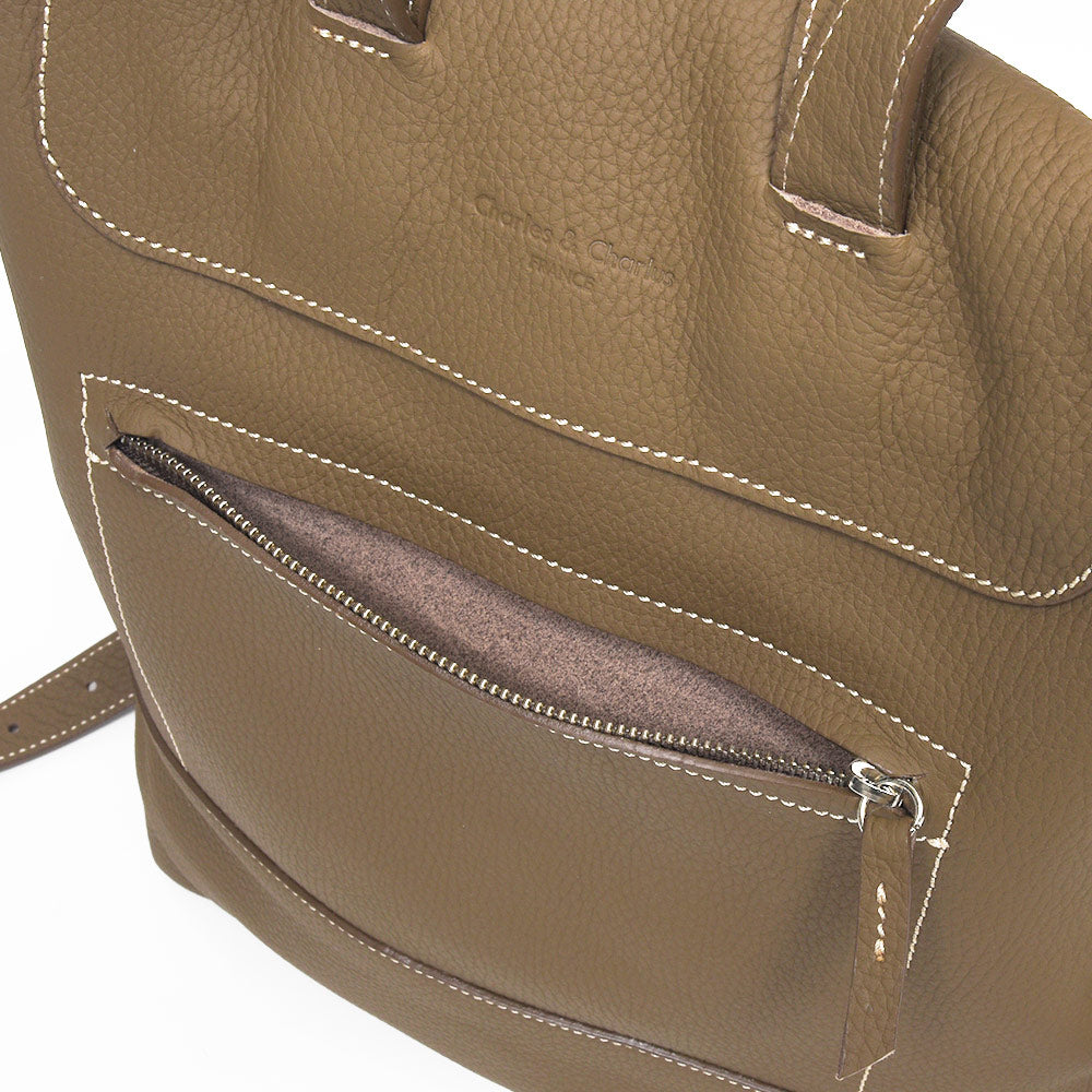 Charles et Charlus（シャルル エ シャルリュス） Marcel グレインレザー バックパック