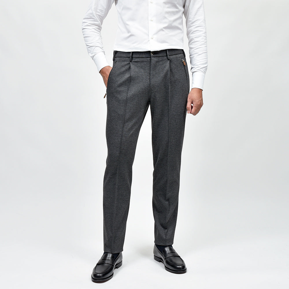 PT TORINO（ピーティー トリノ）<br>NEW BERLIN ストレッチテックジャージー 永久クリース 1プリーツパンツ SOFT FIT/VD01
