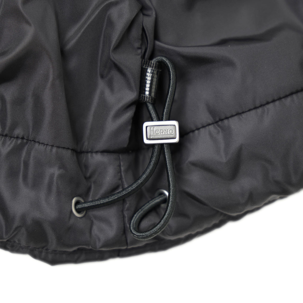 HERNO(ヘルノ) / 撥水ポリエステル フーデッド ショート丈ダウンジャケット/PI001390U 12918 9300/BLACK