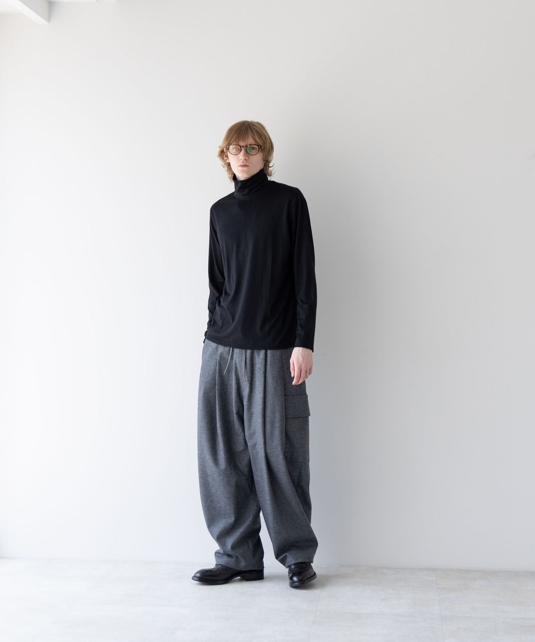 エムビー / HIGH-END 尾州WOOL JERSEY MODERN FIT TURTLE