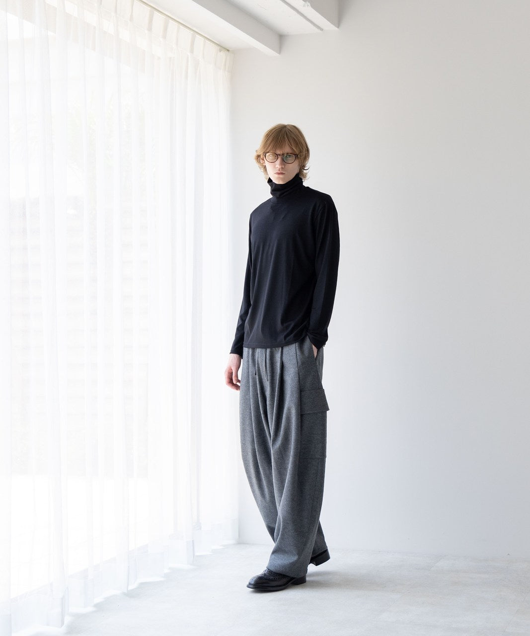 エムビー / HIGH-END 尾州WOOL JERSEY MODERN FIT TURTLE