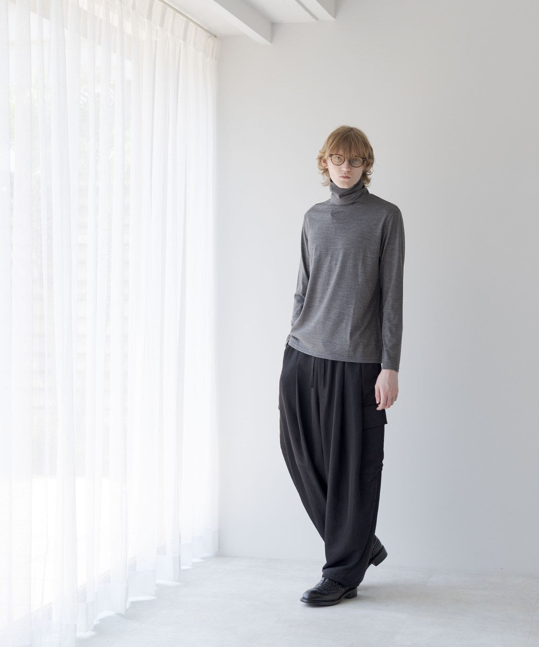 エムビー / HIGH-END 尾州WOOL JERSEY MODERN FIT TURTLE