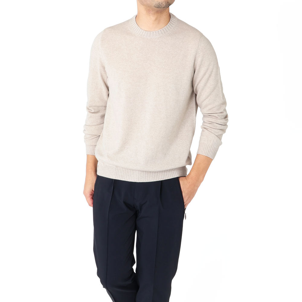 身長：167cm / 体重：62kg / 着用サイズ：44