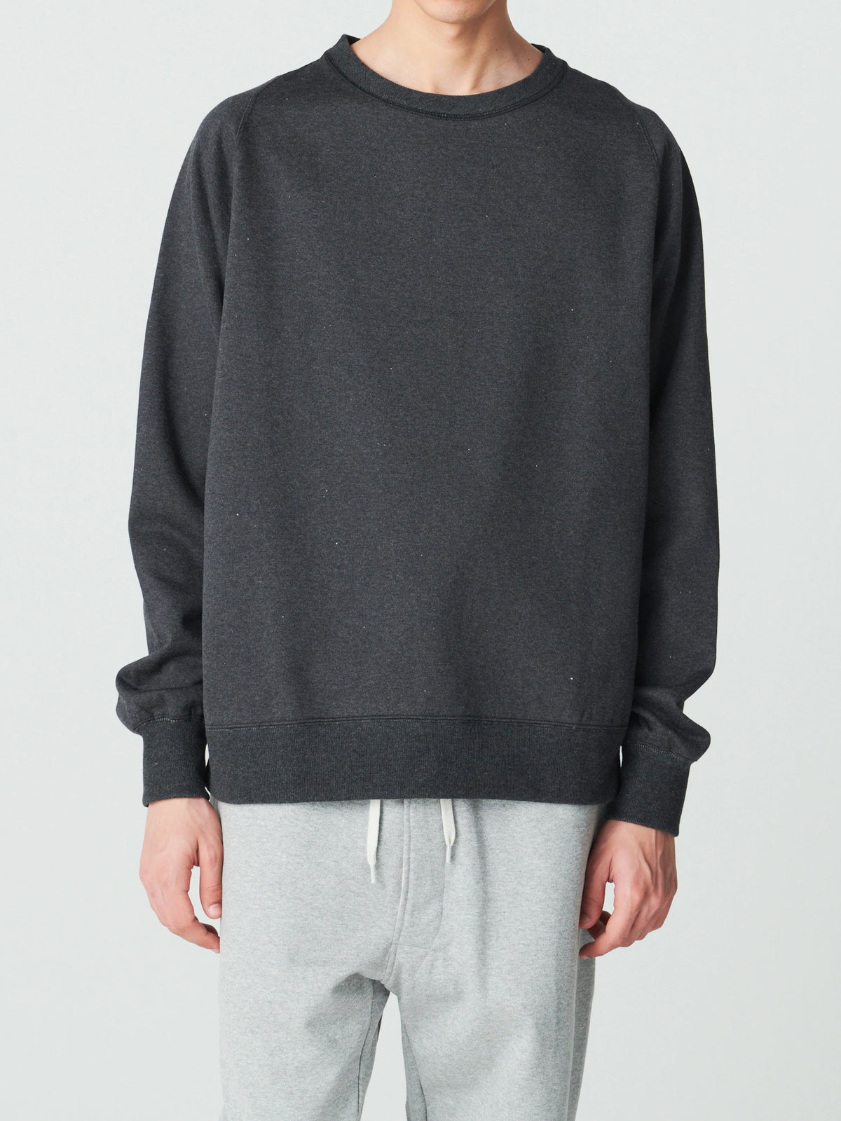 Sweat Shirts / クルーネックスウェットシャツ / チャコールグレー （表コットンMVS・裏毛シルク100%）