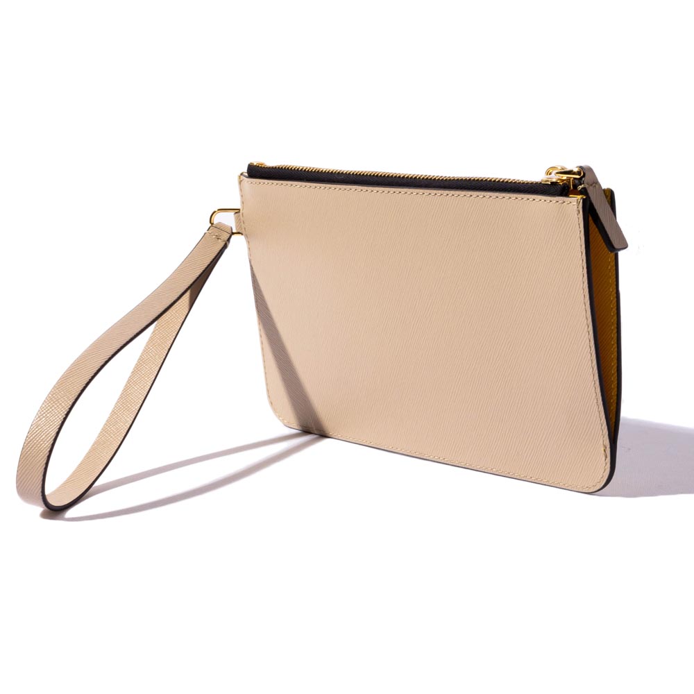 マルニ MARNI レザー ポーチ ストラップ ホワイト 白 携帯 財布 ケース