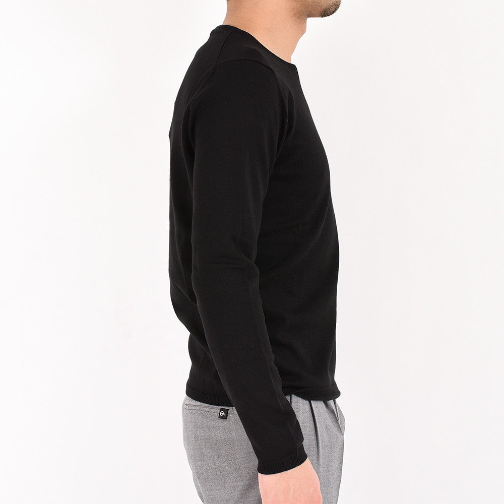 J6368 美品 クルチアーニ クルーネックニット アイボリー 44 ニット/セーター 売り出し廉価