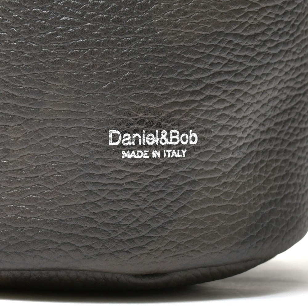 B.R.ONLINE - Style Web Magazine & Online Shop | ビー・アール
