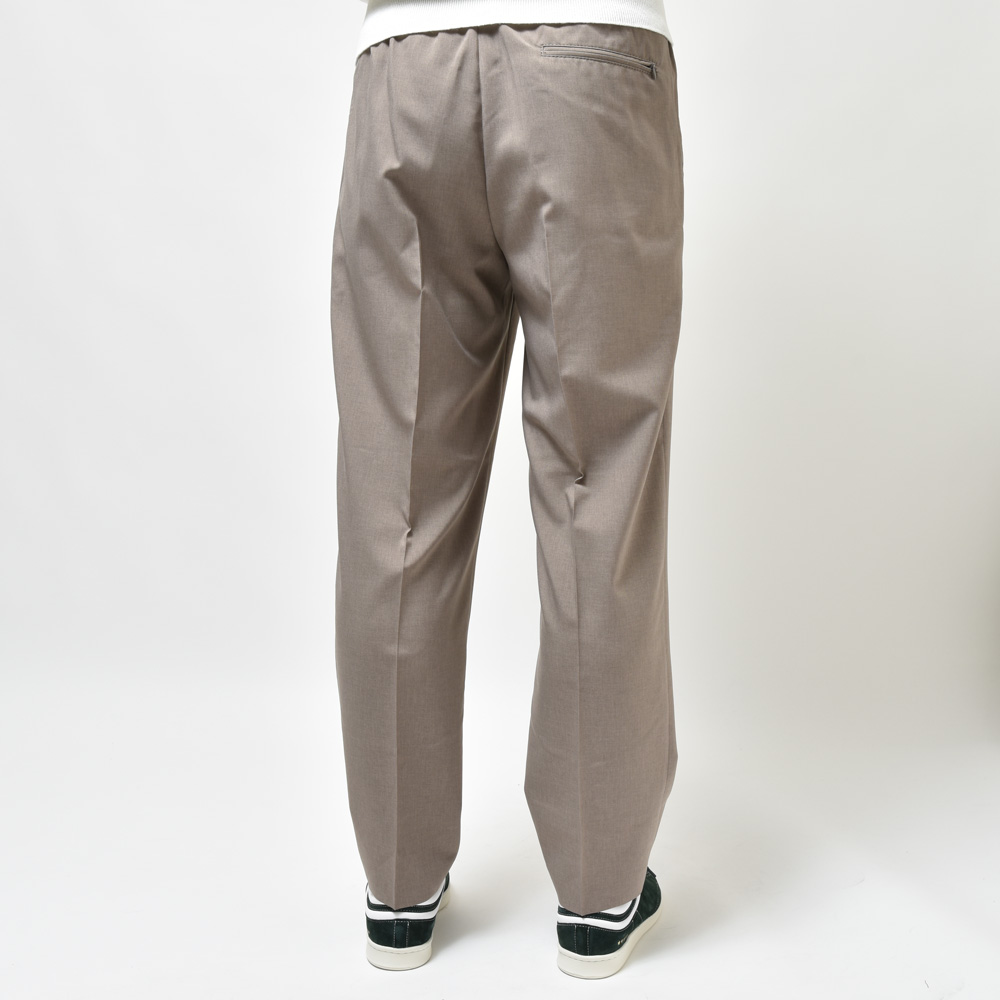 B.R.ONLINE - Style Web Magazine & Online Shop | ビー・アール・オンライン | CellarDoor (セラードアー)<br>ALFRED COULISSE ポリエステルタイプライターシャーリングテーパードパンツ TA110246 B.R.ONLINE - Style Web Magazine & Online Shop | ビー・アール・オンライン | CellarDoor (セラードアー)<br>ALFRED COULISSE ポリエステルタイプライターシャーリングテーパードパンツ TA110246