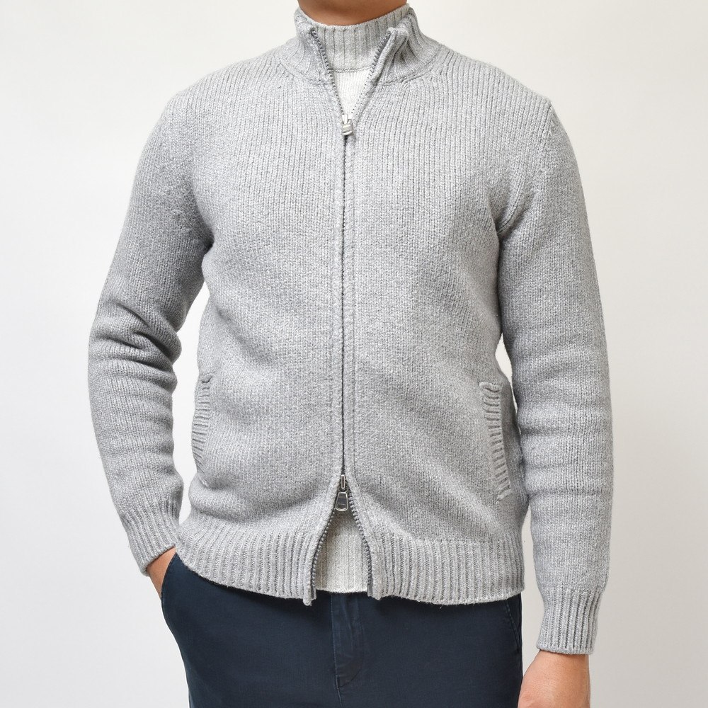 B.R.ONLINE - Style Web Magazine  Online Shop | ビー・アール・オンライン | FEDELI（フェデリ ）<br>ミドルゲージコットンポリエステルソリッドスタンドカラーニットブルゾン FARGO ML.