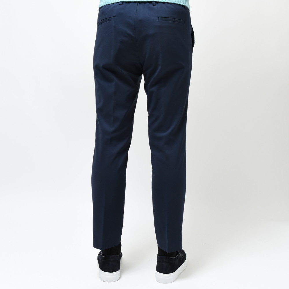 美品 entre amis イタリア製 定価¥35,000程 極テーパード パンツ