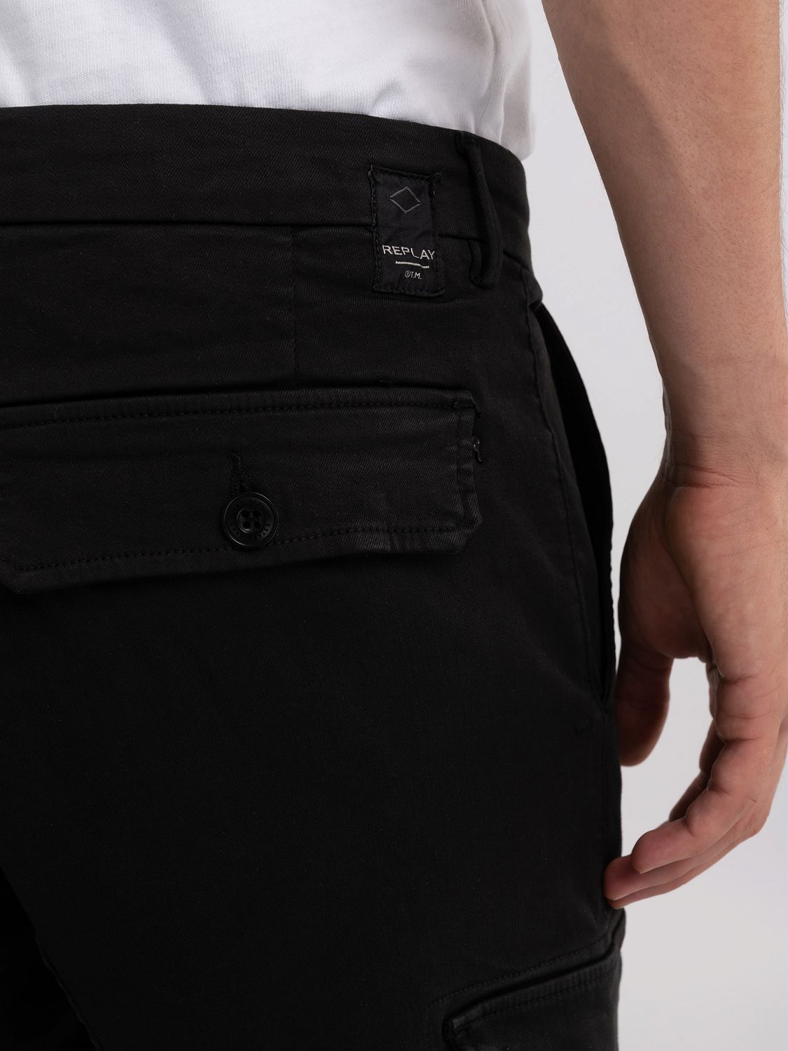 B.R.ONLINE - Style Web Magazine & Online Shop | ビー・アール・オンライン | リプレイ /  スリムフィットJAAN Hyper Chino X.Lite チノカーゴパンツ【2colors】