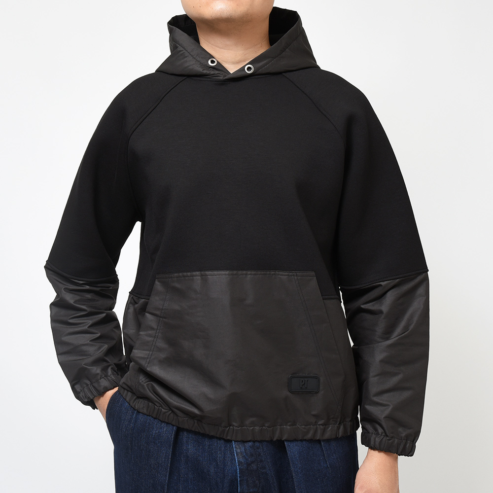 B.R.ONLINE - Style Web Magazine & Online Shop | ビー・アール・オンライン | PT TORINO ピーティー トリノ<br>ジャージー×ナイロン ハイブリッド プルオーバー パーカー B.R.ONLINE - Style Web Magazine & Online Shop | ビー・アール・オンライン | PT TORINO ピーティー トリノ<br>ジャージー×ナイロン ハイブリッド プルオーバー パーカー