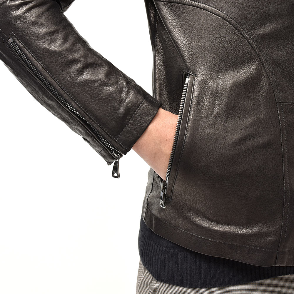 B.R.ONLINE - Style Web Magazine & Online Shop | ビー・アール・オンライン | EMMETI エンメティ<br>ring別注 ITALO イタロ ラムスキン ナッパマンガ フーデッド レザージャケット B.R.ONLINE - Style Web Magazine & Online Shop | ビー・アール・オンライン | EMMETI エンメティ<br>ring別注 ITALO イタロ ラムスキン ナッパマンガ フーデッド レザージャケット