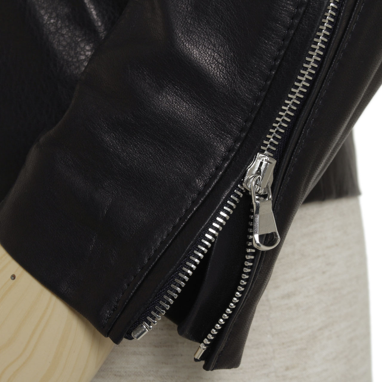 B.R.ONLINE - Style Web Magazine & Online Shop | ビー・アール