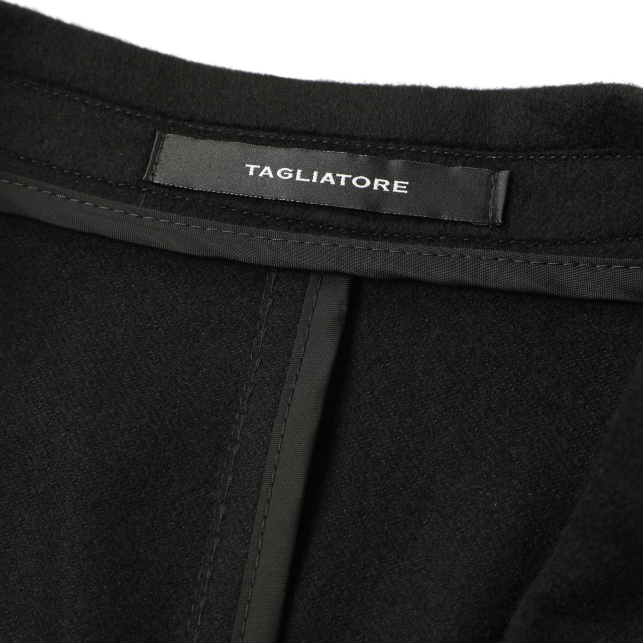 新品タグ付き✨　タリアトーレ　トラックジャケット　Roland ブラック　46 B.R.ONLINE - Style Web Magazine & Online Shop | ビー・アール