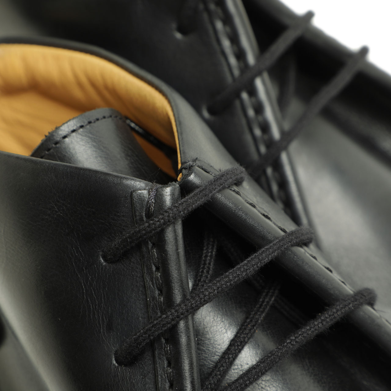 B.R.ONLINE - Style Web Magazine & Online Shop | ビー・アール