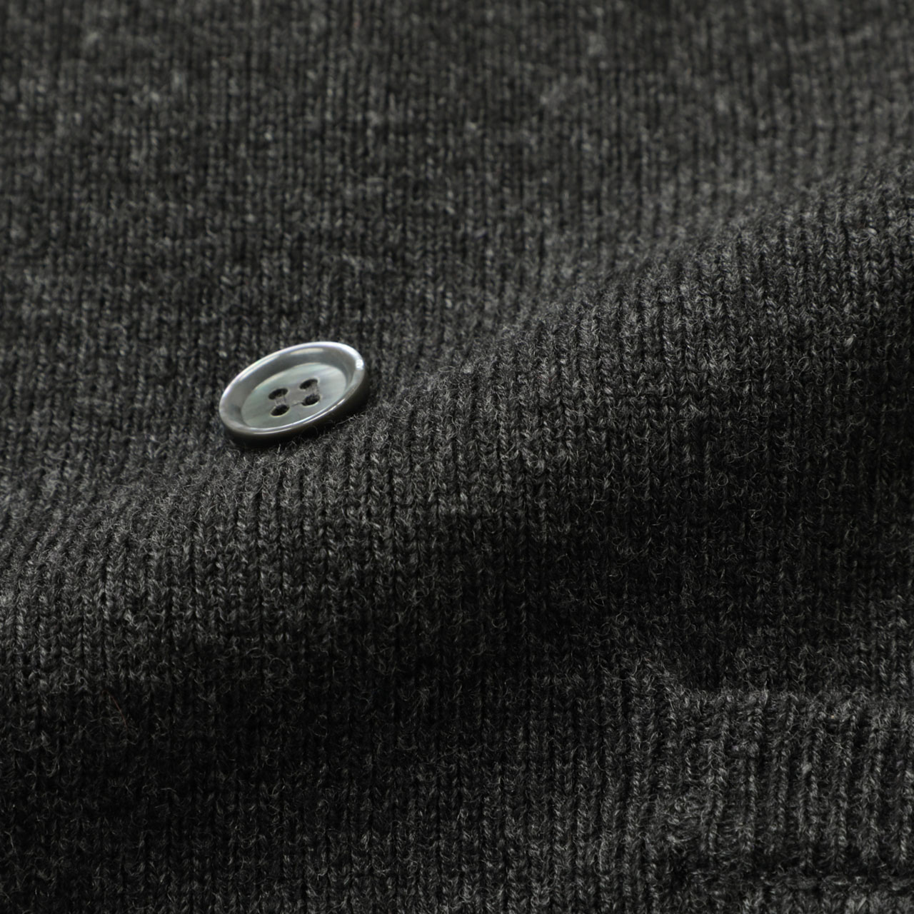 B.R.ONLINE - Style Web Magazine & Online Shop | ビー・アール