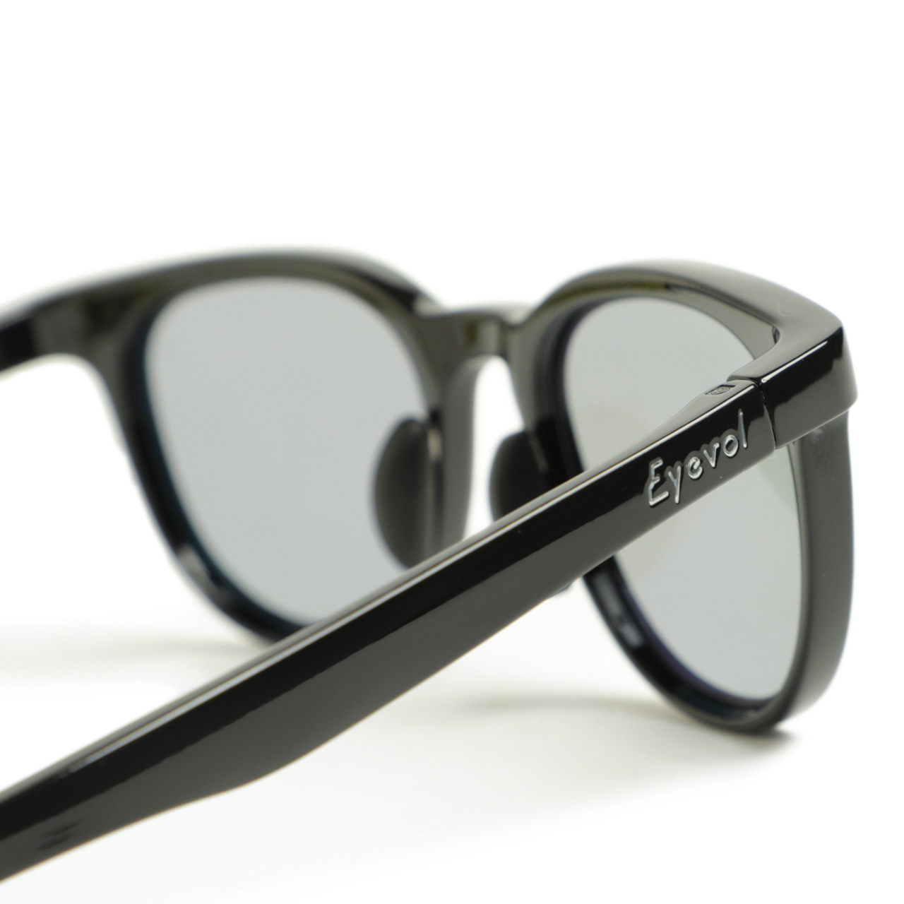 B.R.ONLINE - Style Web Magazine & Online Shop | ビー・アール