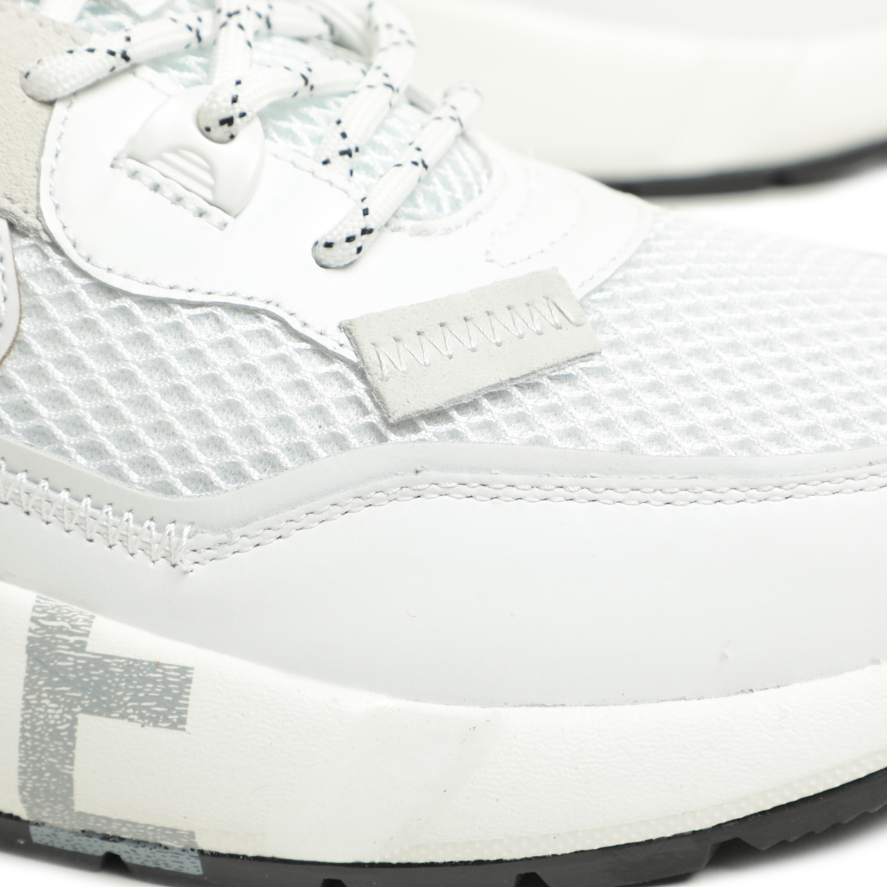 Style Web Magazine  Online Shop ビー・アール・オンライン VOILE  BLANCHE ボイルブランシェ メンズ スニーカー スエード ナイロン メッシュ レザー CLUB01 2015926 WHITE/ホワイト 39